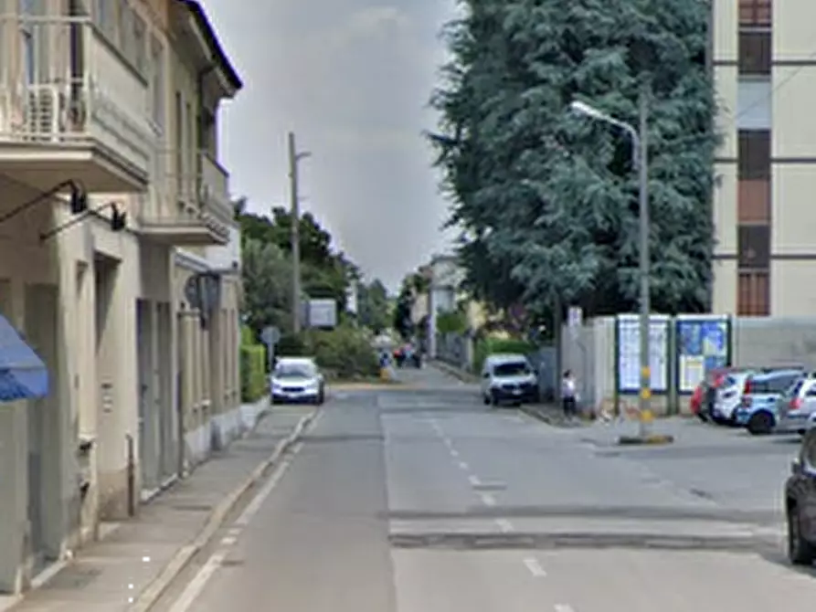 Immagine 11 di Appartamento in vendita  in Via Nazario Sauro a Lissone