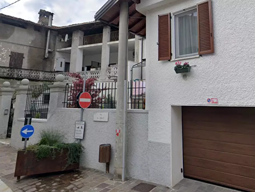 Immagine 4 di Appartamento in vendita  in Via Armando Diaz a Spinone Al Lago