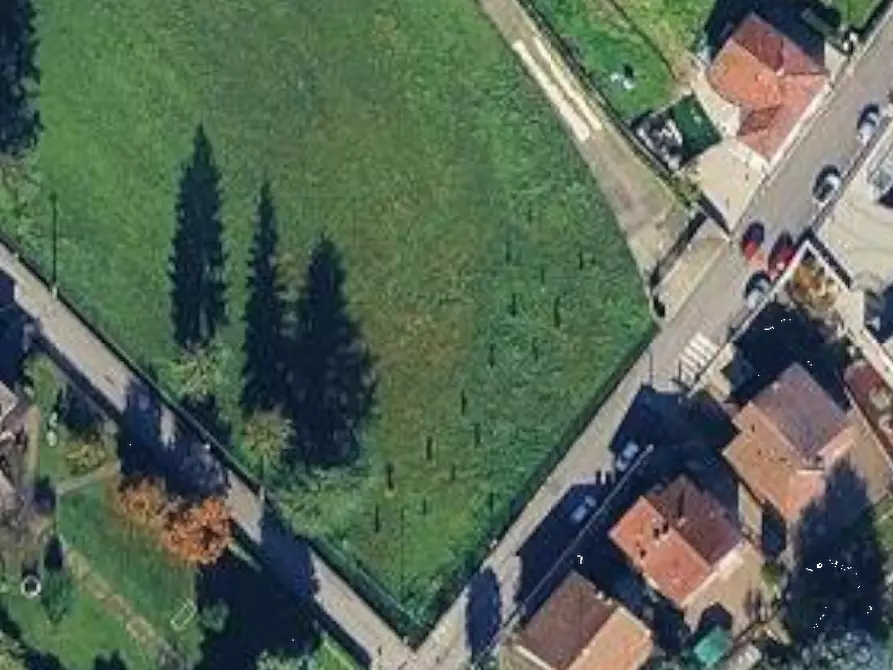 Immagine 10 di Appartamento in vendita  in Via Armando Diaz a Spinone Al Lago