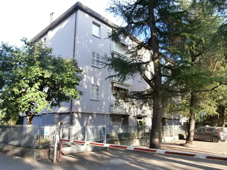 Immagine 1 di Appartamento in vendita  in via Rotta a Bologna