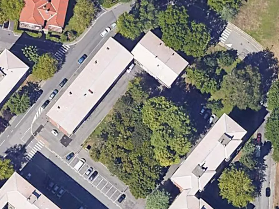 Immagine 7 di Negozio in vendita  in  Via Galileo Galilei a Bergamo