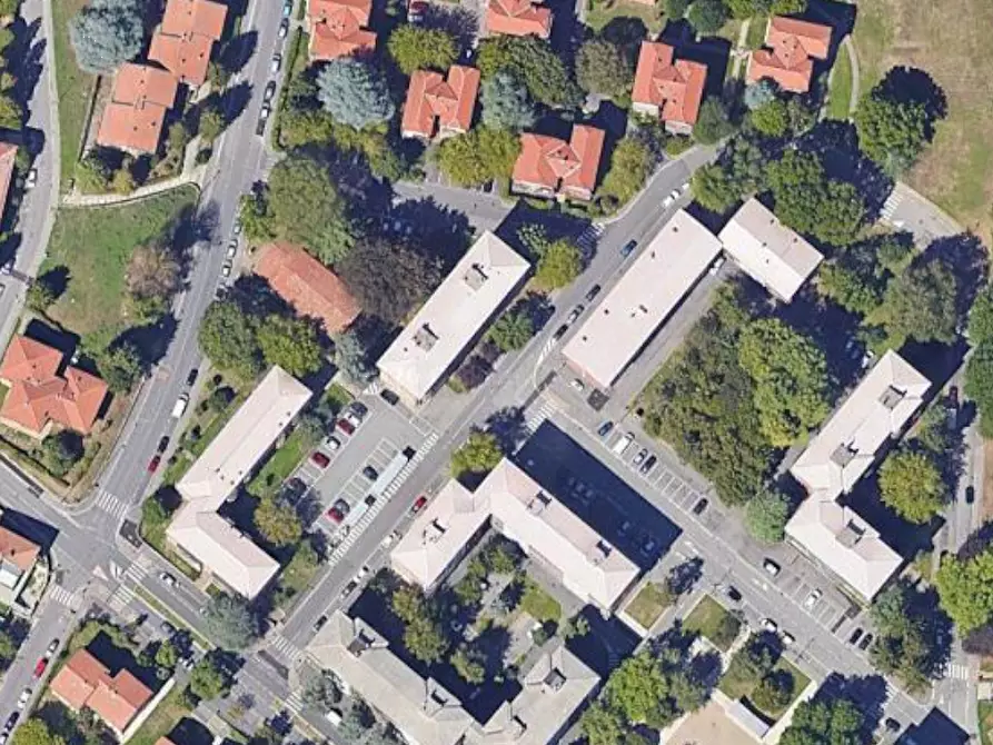 Immagine 8 di Negozio in vendita  in  Via Galileo Galilei a Bergamo