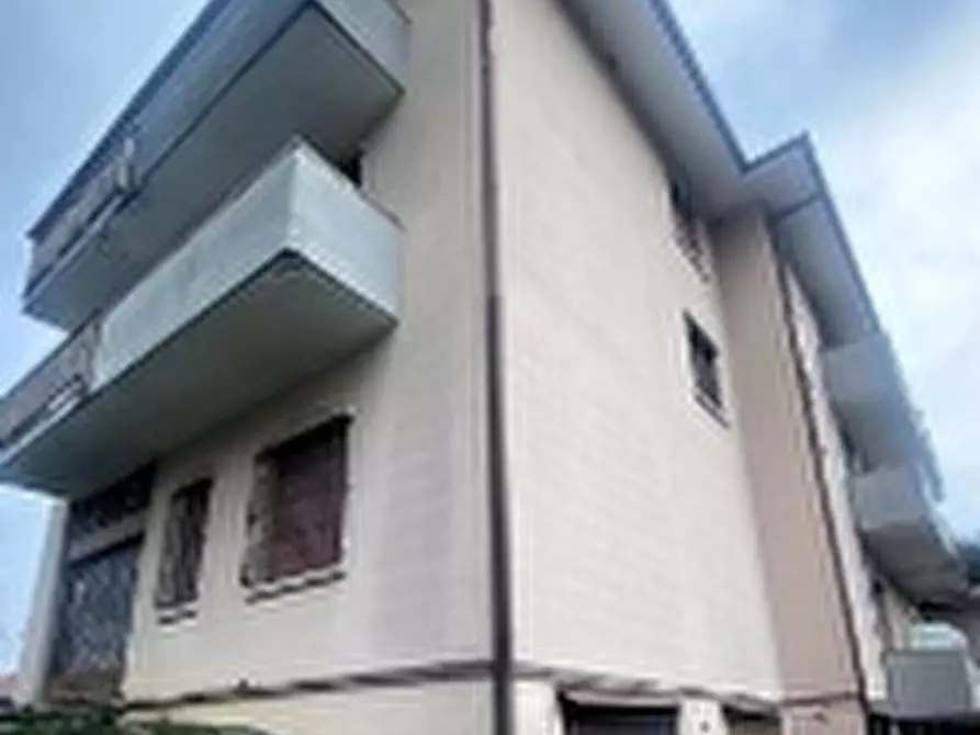 Immagine 7 di Appartamento in vendita  in Viale Monsignor Pietro Bosio a Sotto Il Monte Giovanni Xxiii