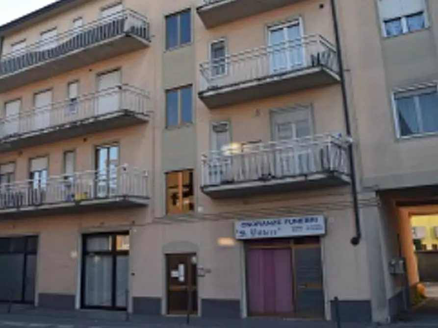 Immagine 11 di Appartamento in vendita  in Via Manzoni Alessandro a Medolago