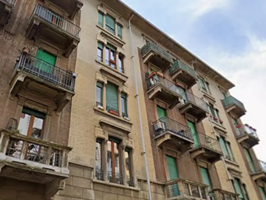 Immagine 7 di Appartamento in vendita  in Via Verres a Torino