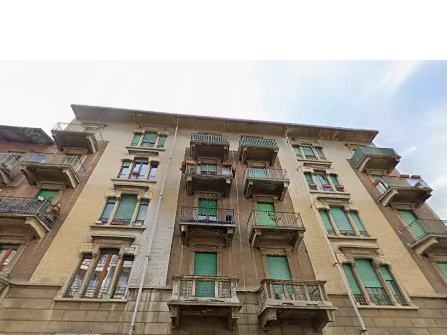Immagine 10 di Appartamento in vendita  in Via Verres a Torino