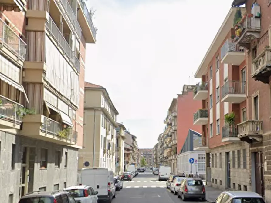 Immagine 17 di Appartamento in vendita  in Via Verres a Torino