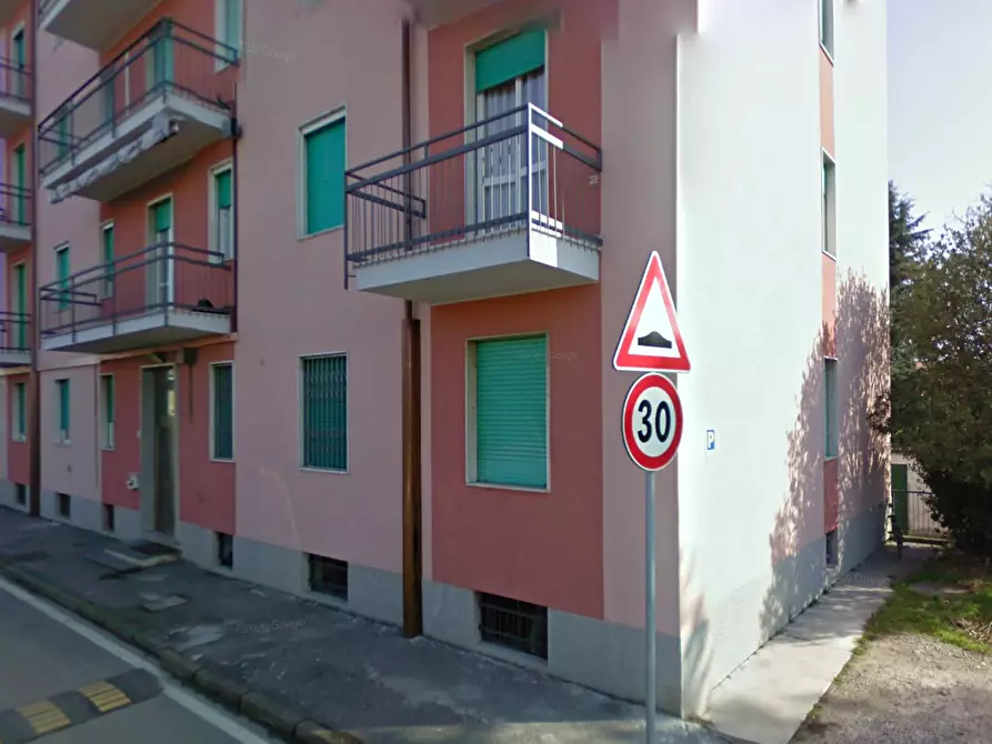 Immagine 2 di Appartamento in vendita  in Via Libertà a Busnago