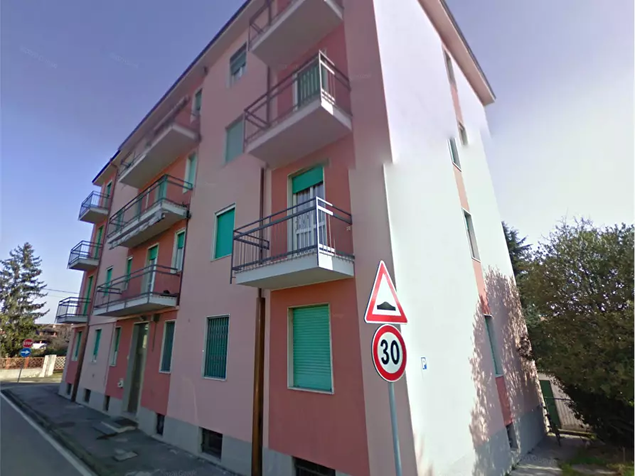 Immagine 4 di Appartamento in vendita  in Via Libertà a Busnago