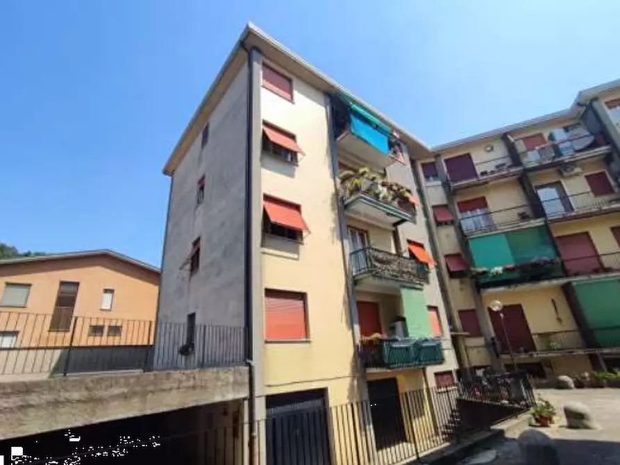Immagine 1 di Appartamento in vendita  in Via Baracca a Vimercate