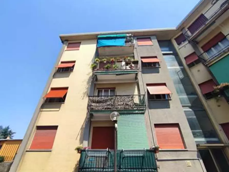 Immagine 3 di Appartamento in vendita  in Via Baracca a Vimercate
