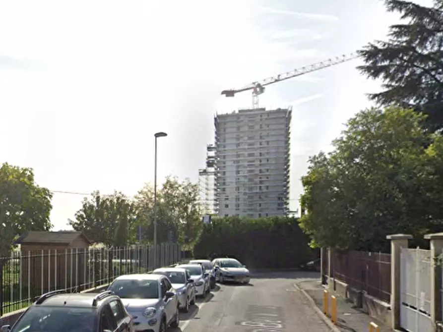 Immagine 10 di Appartamento in vendita  in Via Baracca a Vimercate