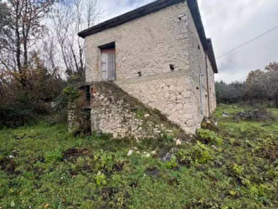 Immagine 5 di Rustico / casale in vendita  in  via Case sparse  a Castello Del Matese