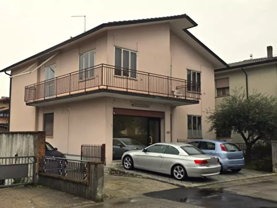 Immagine 1 di Ufficio in vendita  in Via Monte Passarin a Bassano Del Grappa