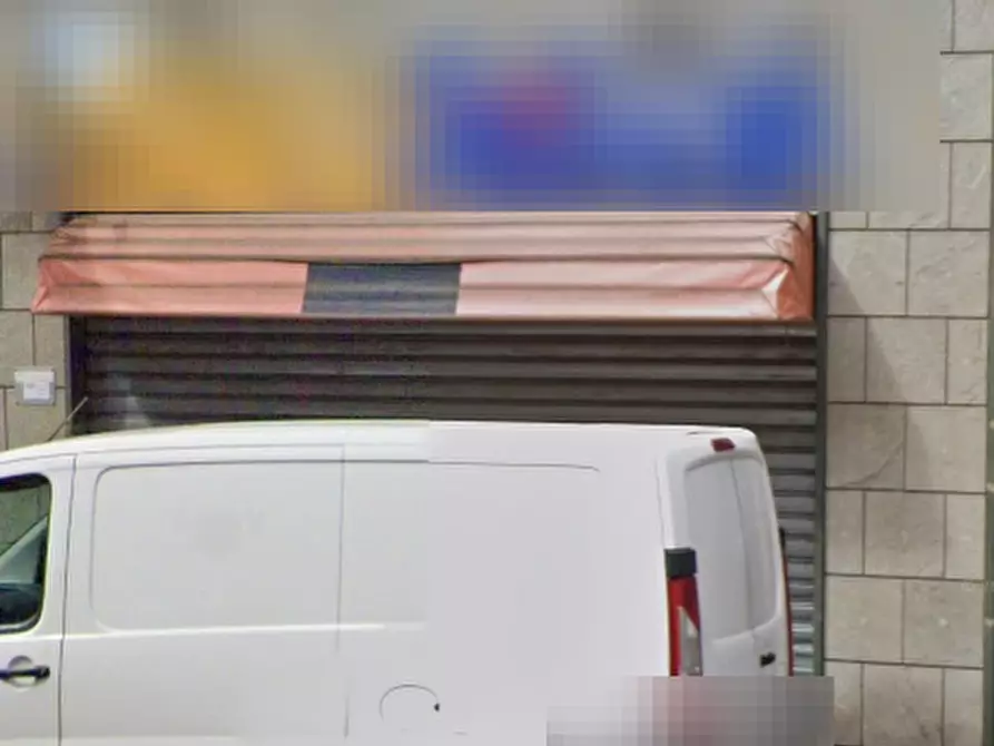 Immagine 10 di Negozio in vendita  in Via Dante Di Nanni a Torino
