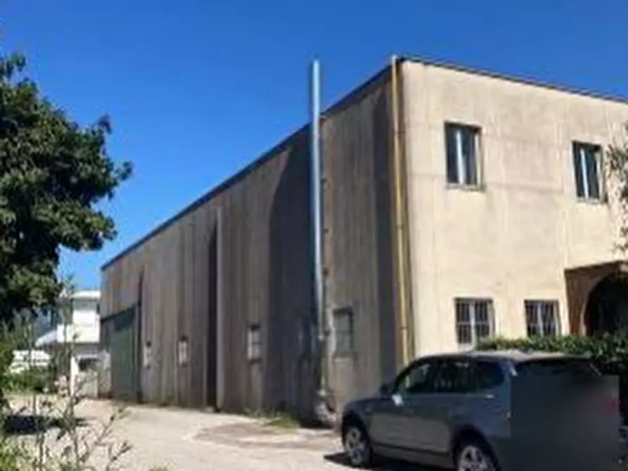 Immagine 7 di Capannone industriale in vendita  in Via Aspromonte a Schio