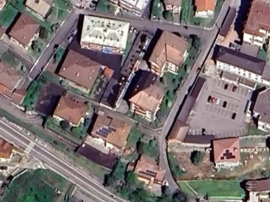 Immagine 10 di Appartamento in vendita  in Str. Vecchia Valperga a Cuorgnè