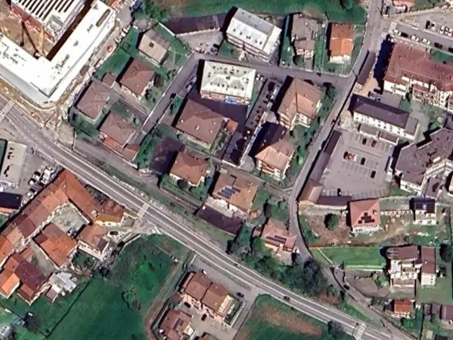 Immagine 11 di Appartamento in vendita  in Str. Vecchia Valperga a Cuorgnè