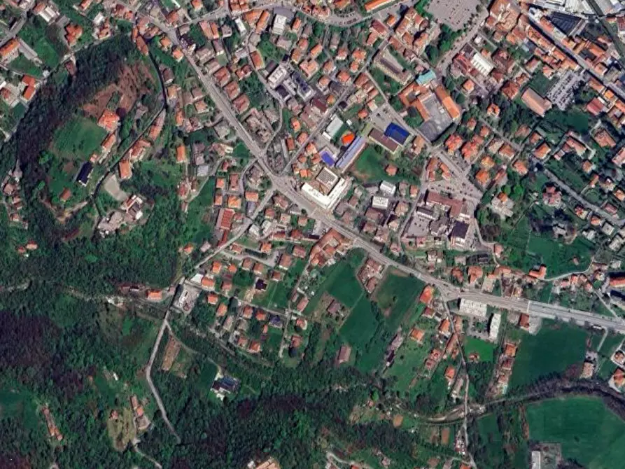 Immagine 15 di Appartamento in vendita  in Str. Vecchia Valperga a Cuorgnè