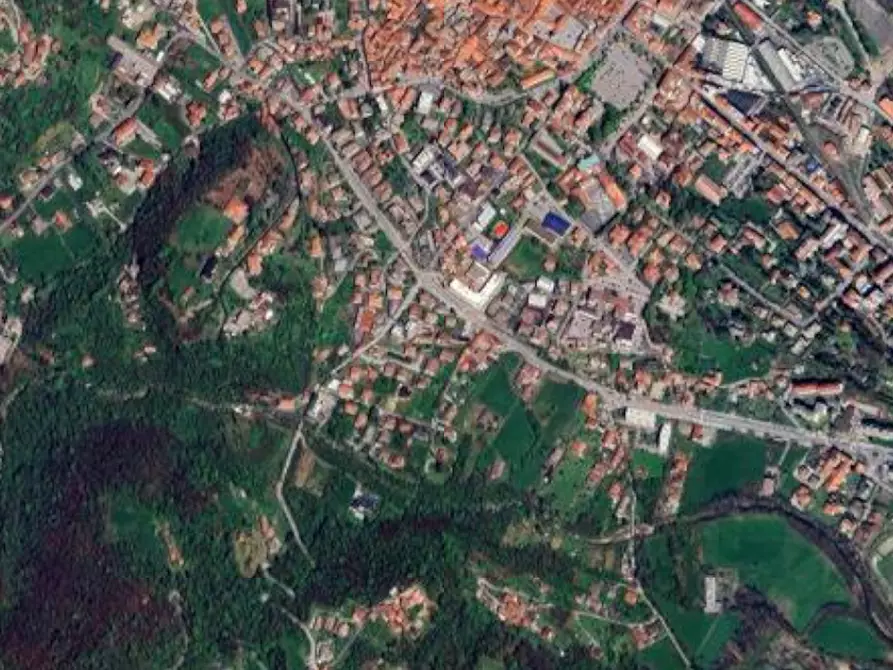 Immagine 16 di Appartamento in vendita  in Str. Vecchia Valperga a Cuorgnè