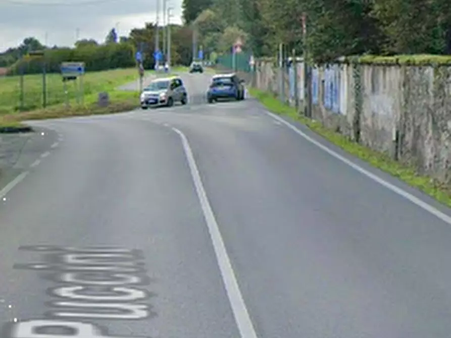 Immagine 8 di Capannone industriale in vendita  in Via Puccini  a Besana In Brianza