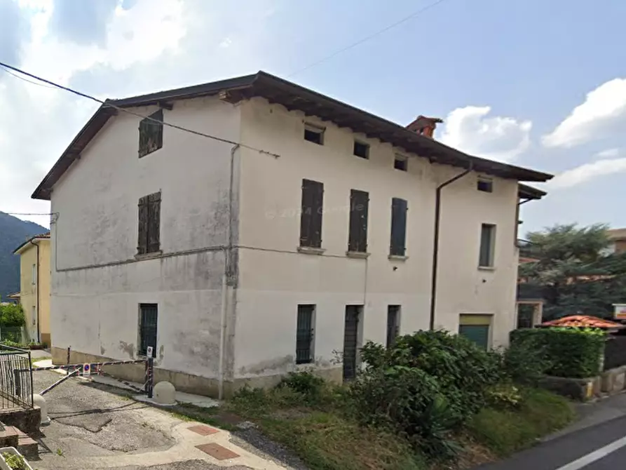 Immagine 3 di Appartamento in vendita  in Via G. Garibaldi a Lumezzane