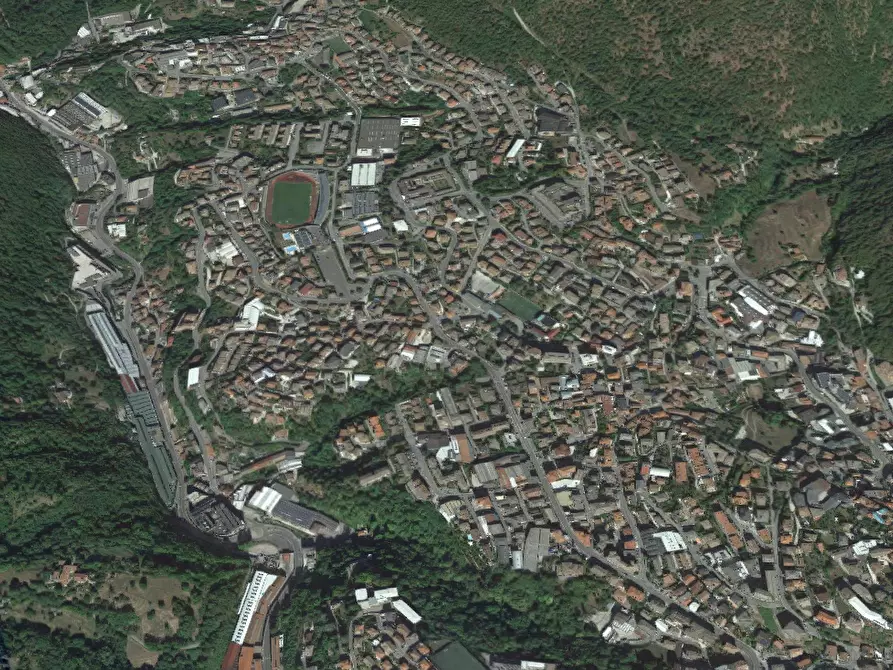 Immagine 13 di Appartamento in vendita  in Via G. Garibaldi a Lumezzane