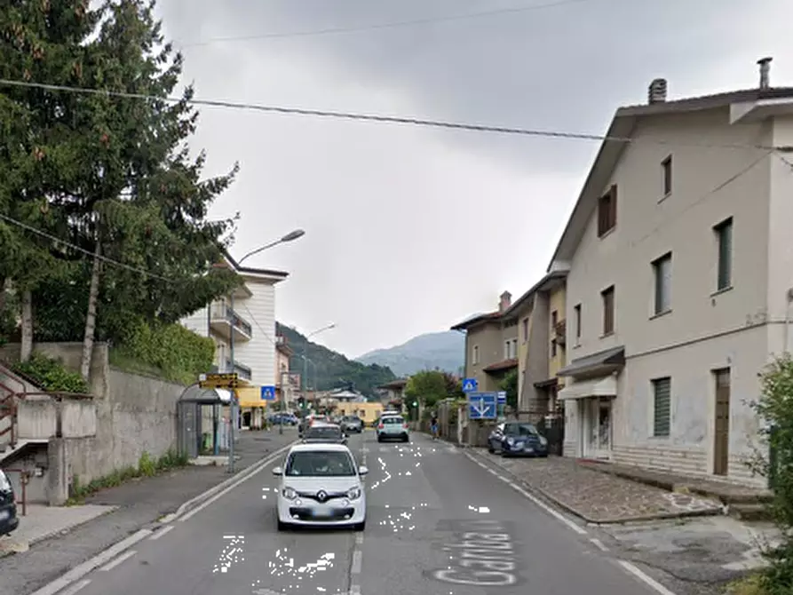Immagine 9 di Negozio in vendita  in Via G. Garibaldi a Lumezzane