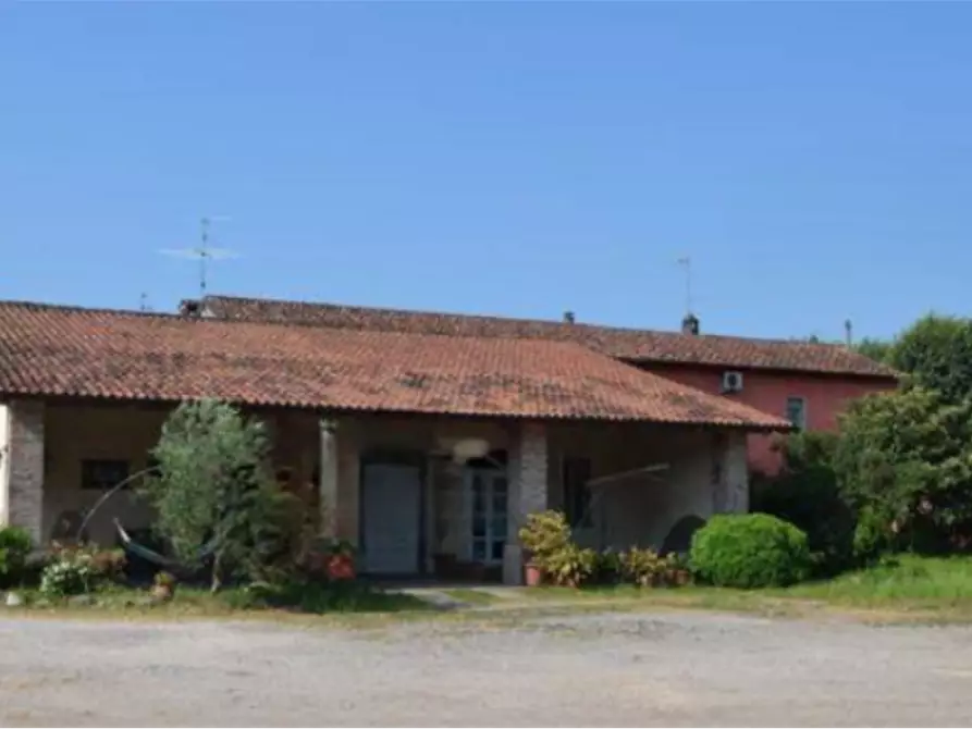 Immagine 6 di Appartamento in vendita  in Via IV Novembre a Borgo San Giacomo