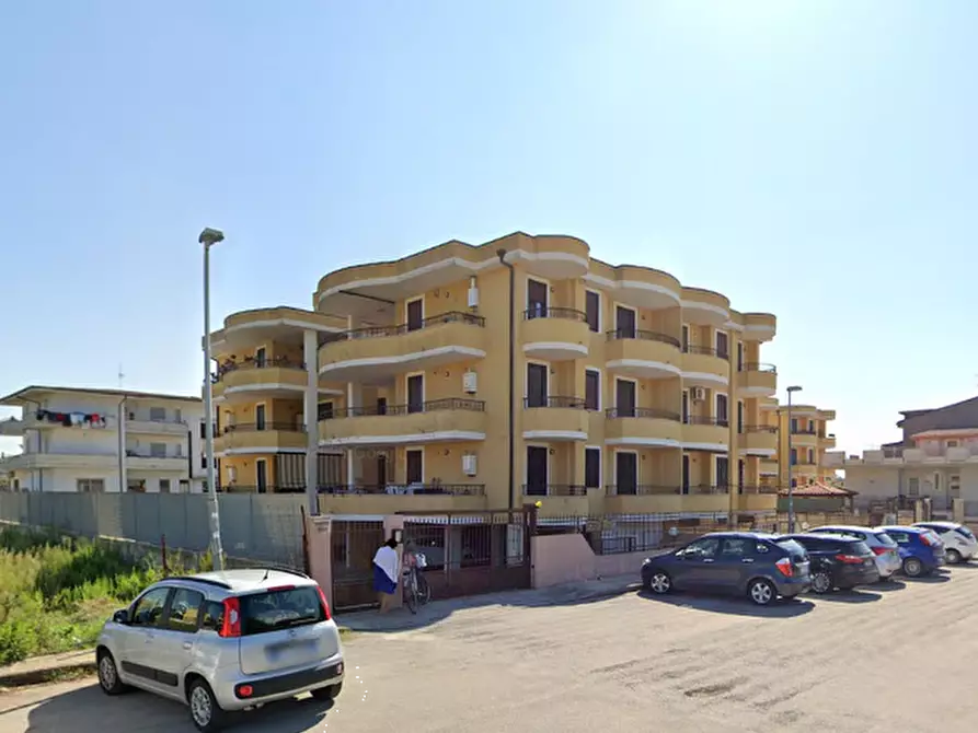 Immagine 1 di Appartamento in vendita  in Via Eduardo Landi a Mondragone