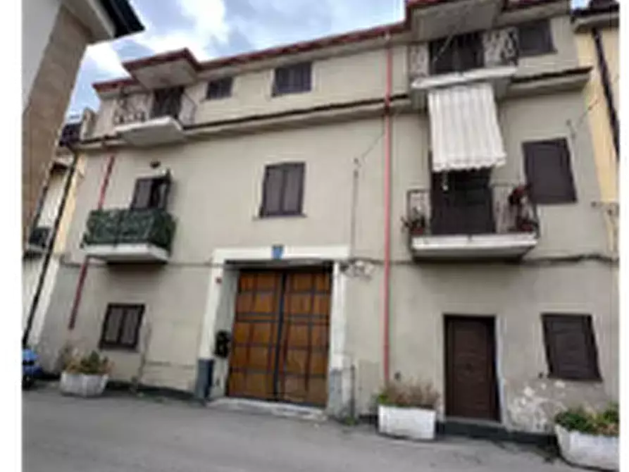 Immagine 2 di Appartamento in vendita  in Via Nunzio Pelliccia a Aversa