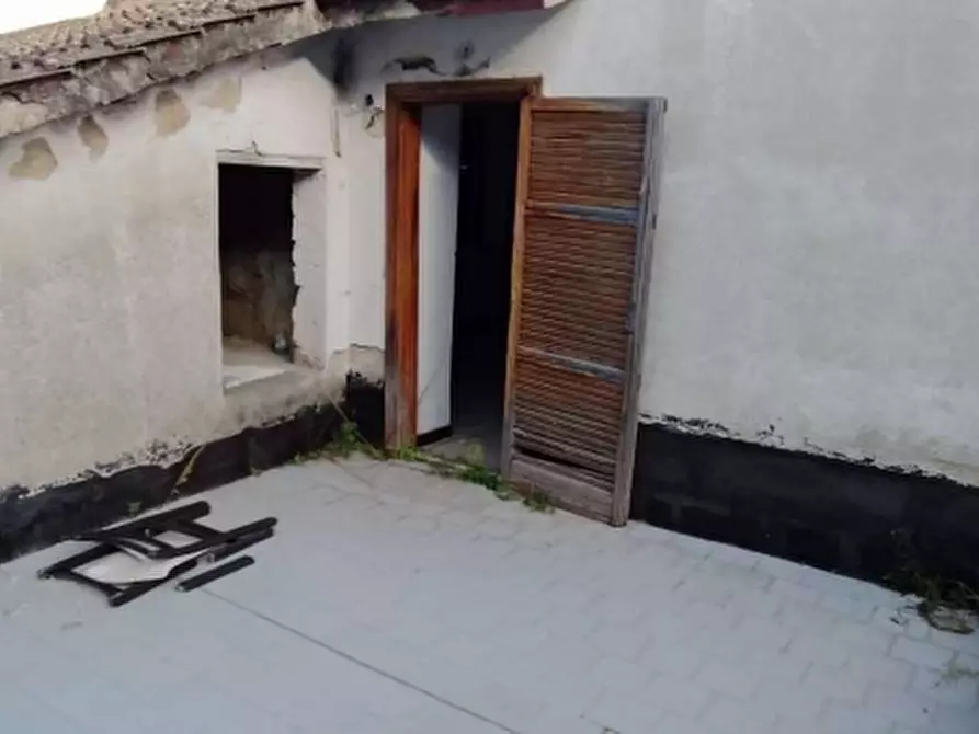 Immagine 3 di Porzione di casa in vendita  in Via Monticello  a Valle Di Maddaloni