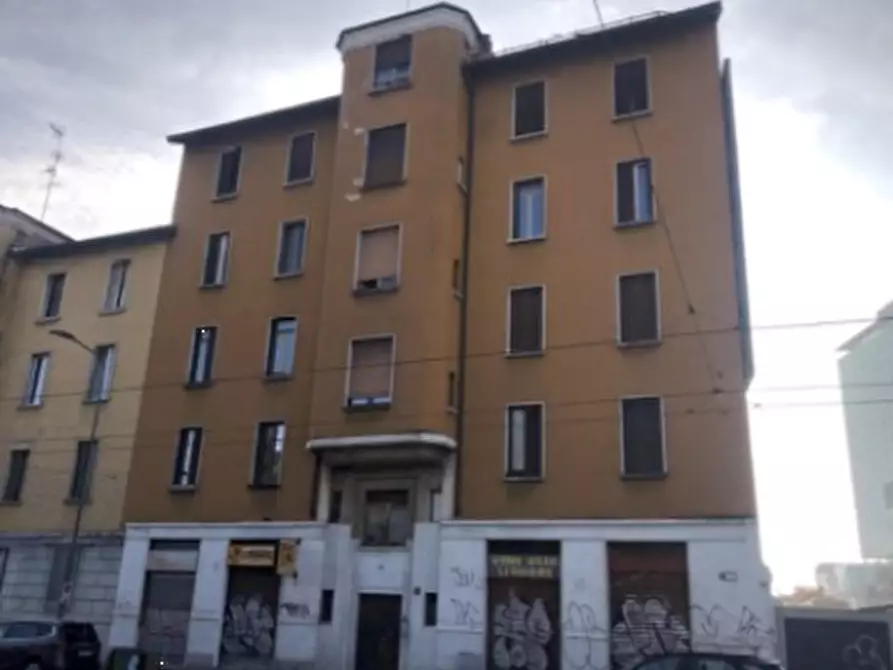 Immagine 11 di Appartamento in vendita  in Via Giovanni Battista Grassi a Milano