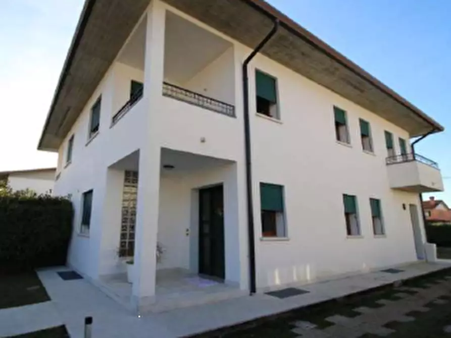 Immagine 2 di Casa indipendente in vendita  in Via Verdi a Cassola