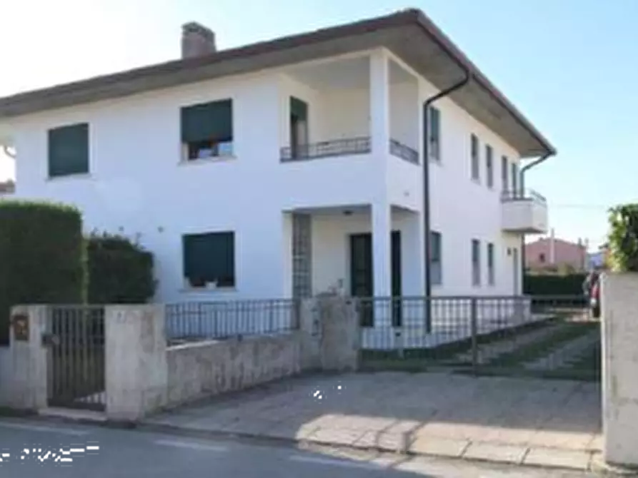 Immagine 3 di Casa indipendente in vendita  in Via Verdi a Cassola