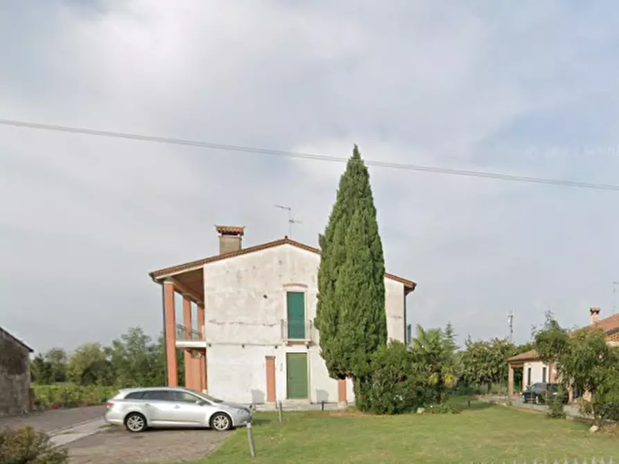 Immagine 9 di Appartamento in vendita  in Via Preon a Lonigo