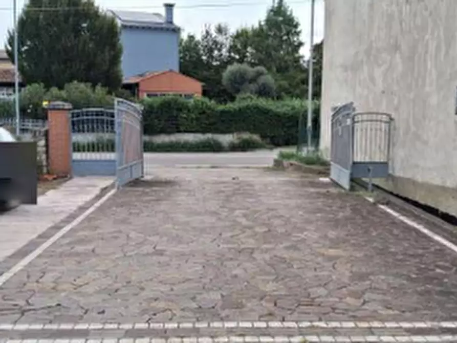 Immagine 15 di Appartamento in vendita  in Via Preon a Lonigo