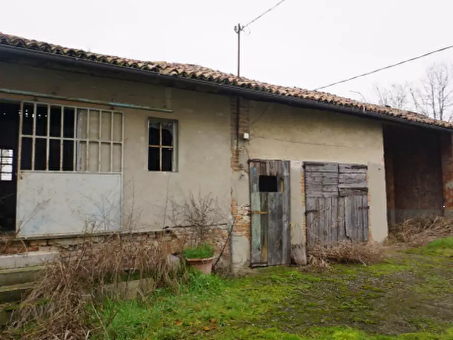 Immagine 3 di Porzione di casa in vendita  in Localita' Cascina Pozza a Robecco Pavese