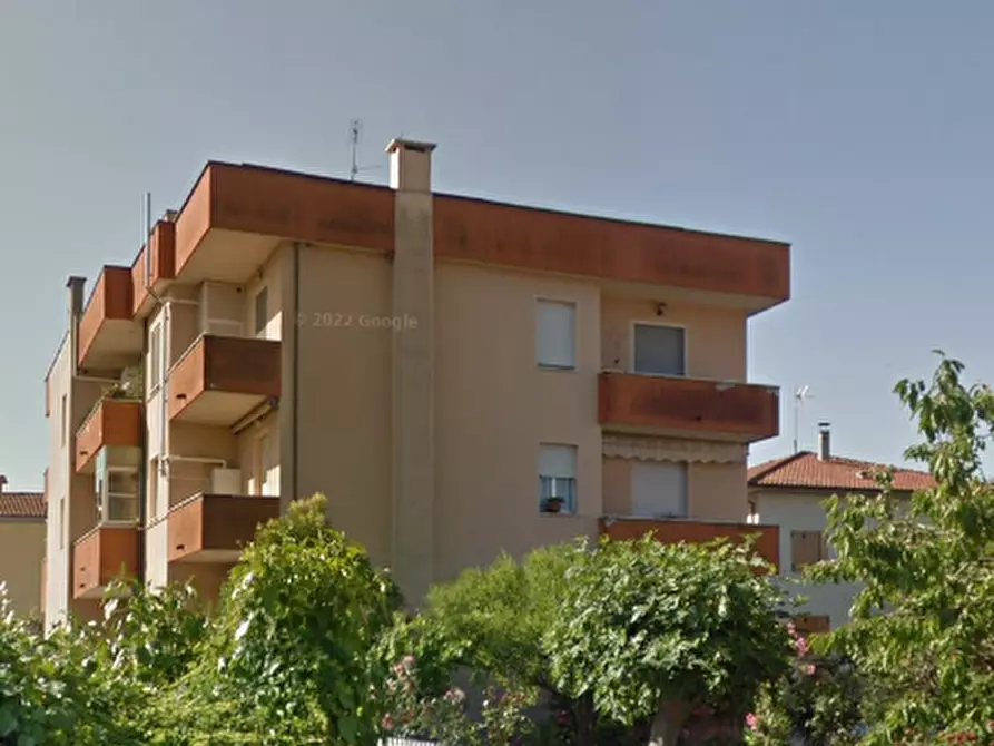 Immagine 11 di Appartamento in vendita  in Via Antonio Gramsci a Colli Al Metauro