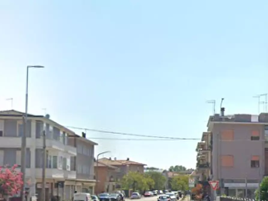 Immagine 5 di Negozio in vendita  in Via Pola a Vicenza