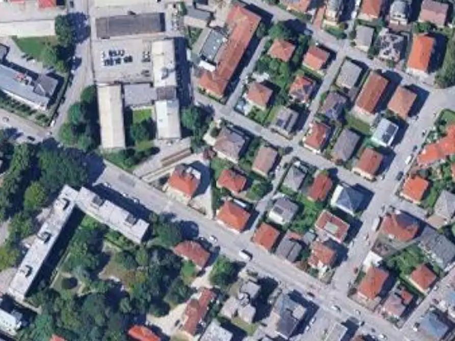 Immagine 11 di Negozio in vendita  in Via Pola a Vicenza