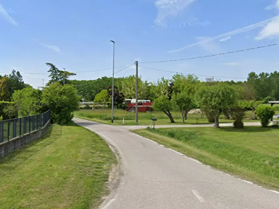 Immagine 5 di Villa in vendita  in Via Nino Bixio a Sermide