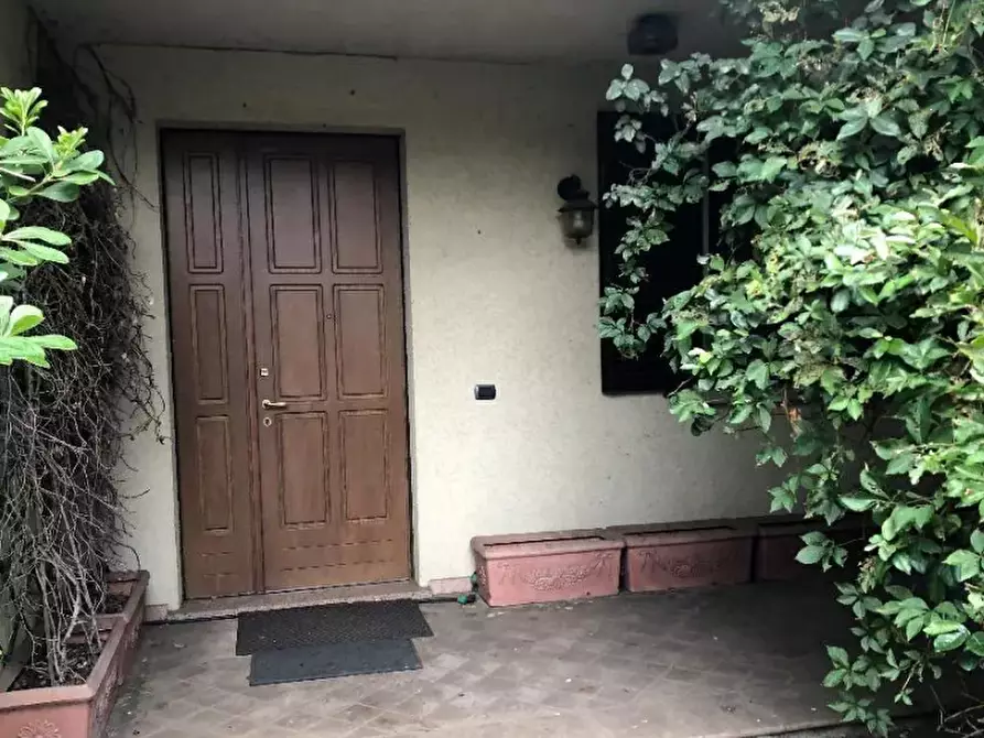 Immagine 2 di Appartamento in vendita  in Via Raffaelli a Codogno