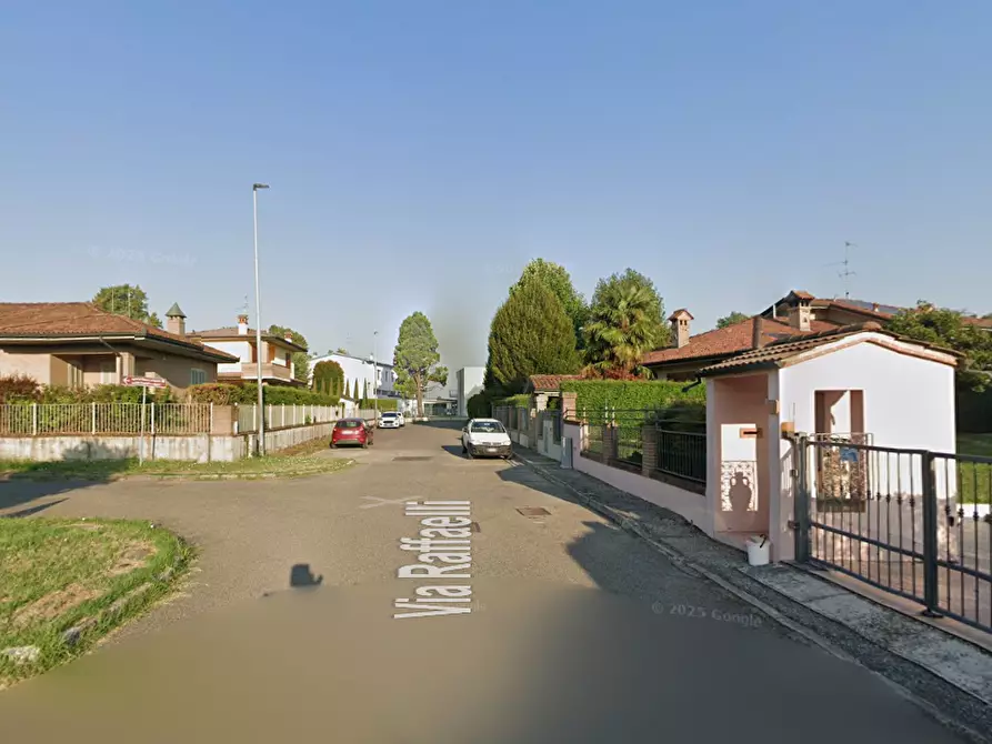 Immagine 11 di Appartamento in vendita  in Via Raffaelli a Codogno