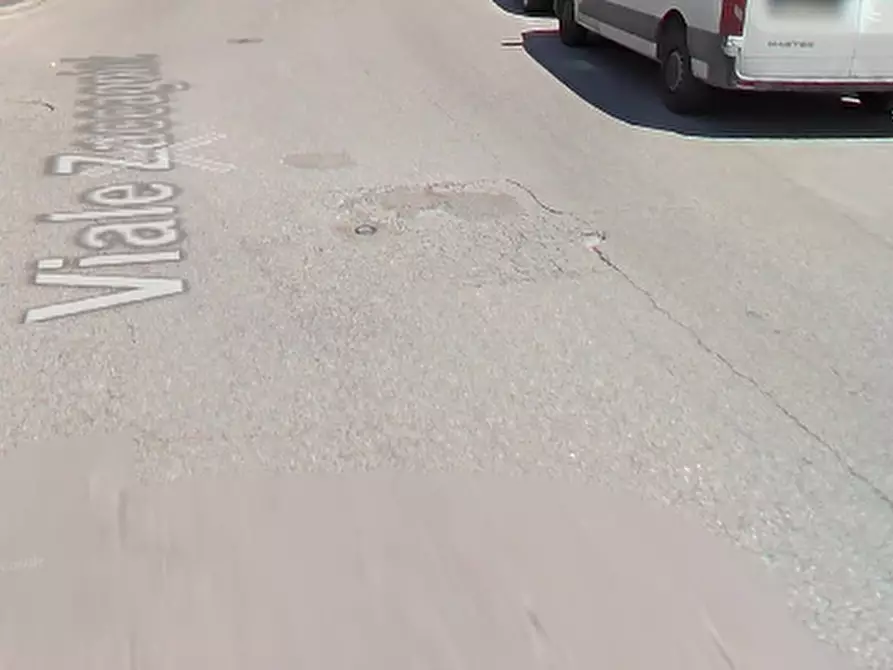 Immagine 9 di Laboratorio in vendita  in Via Zaccagnini  a Montegranaro