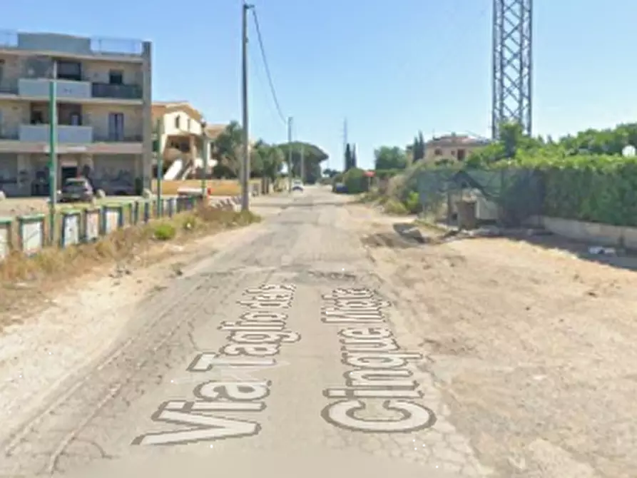 Immagine 11 di Appartamento in vendita  in Via Taglio delle Cinque Miglio a Nettuno