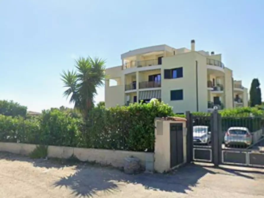 Immagine 1 di Appartamento in vendita  in Via Taglio delle Cinque Miglio a Nettuno