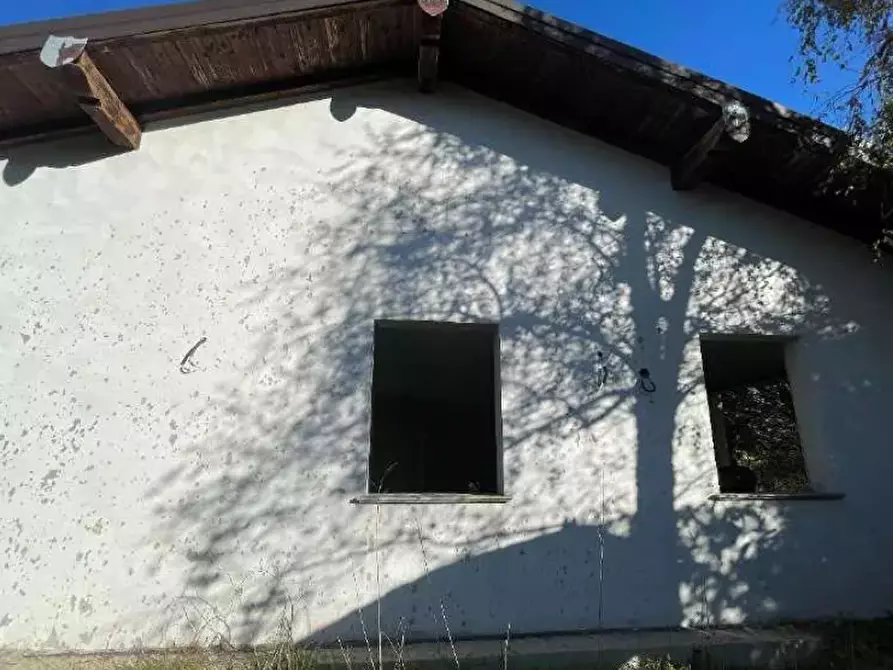 Immagine 4 di Casa indipendente in vendita  in via Vecchia per Gambolò a Vigevano