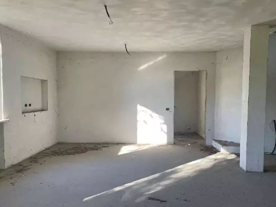 Immagine 7 di Casa indipendente in vendita  in via Vecchia per Gambolò a Vigevano