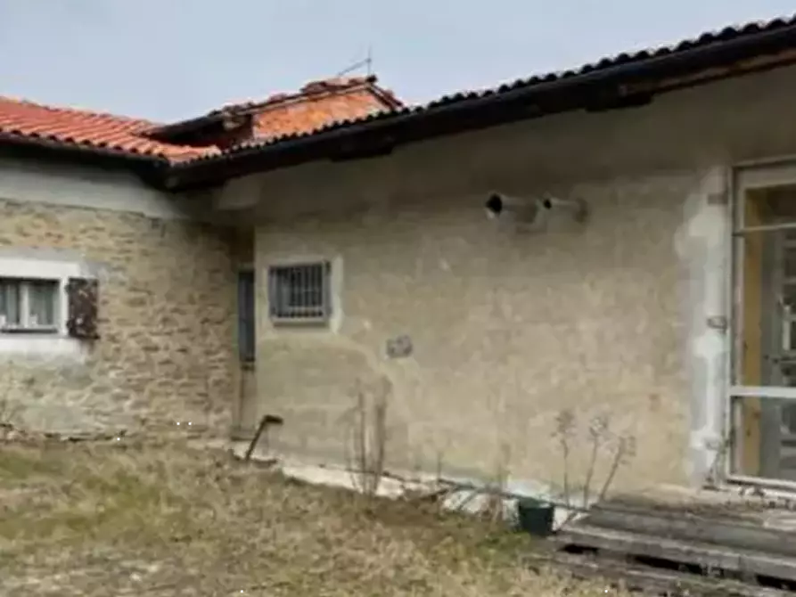 Immagine 3 di Porzione di casa in vendita  in Via Pusa  a Santo Stefano Belbo